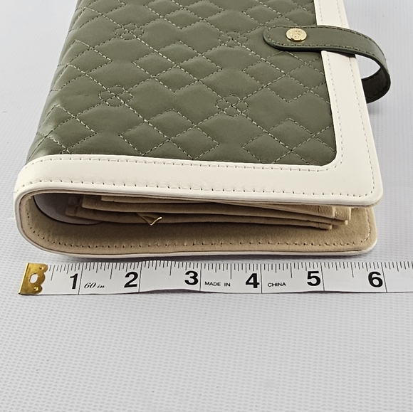 Vlando Yancy Travel Jewelry Organiser Foldable Jewelry Storage Book Green/Cream - Picture 14 of 15